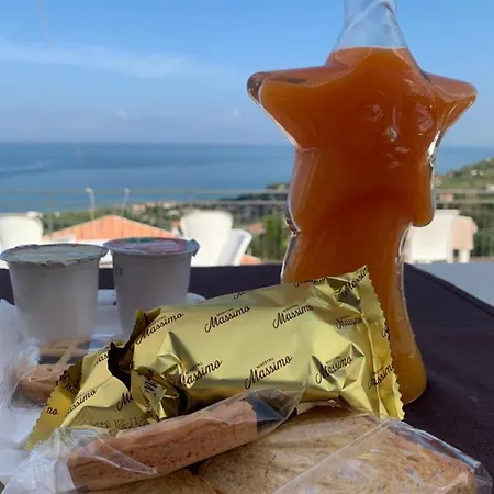 Stella Del Cilento *